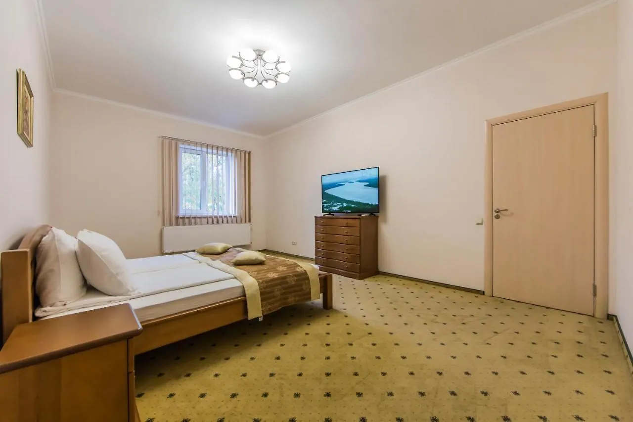 Bortnichi Village Киев 3*,  Украина